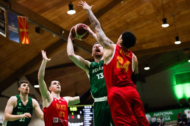 FIBA EuroBasket 2029 Pre-Qualifier, National Basketball Arena, Dublin 30 11 2025 Ireland vs North Macedonia Ireland s Jordan Blount is challenged by Andrej Jakimovski and Jacob Wiley of North Macedonia Jordan Blount is challenged by Andrej Jakimovski and Jacob Wiley 30 11 2025  Copyright: x INPHO TomxMaherx BI7I6809