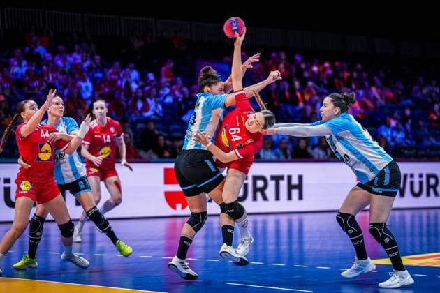 ROTTERDAM , 30-11-2025 , Rotterdam Ahoy , Womens World Championship, WM, Weltmeisterschaft Handball 2025 , match between Austria and Argentina , picture shows Austria player Ana Pandza Austria - Argentina (women)  x32276153x Copyright:
