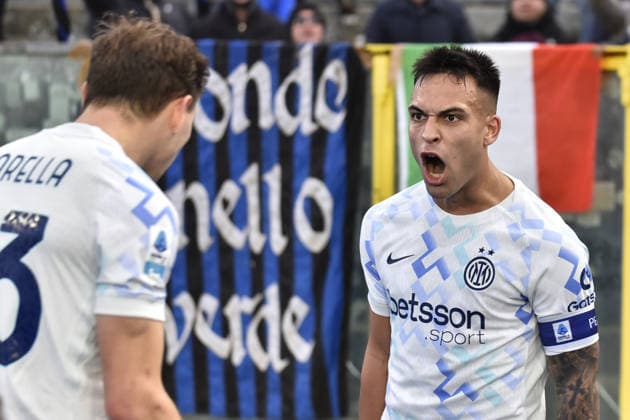 Pisa, November 30, 2025, Arena Garibaldi, Romeo Anconetani Stadium, Serie A Football Championship - PisaSC vs. Inter. Pictured: Lautaro celebrates his goal.  Copyright: xRobertoxCappellox xipa-agency.netx xRobertoxCappellox IPA_Agency_IPA68561927