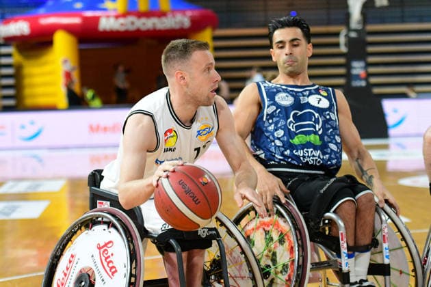 Thomas Böhme, Peyman Mizan wheelchair basketball, RBBL, RSV Lahn Dill white, BBC Münsterland blue, RSV Lahn Dill BBC Münsterland, wheelchair, disabled sport, disabled sport