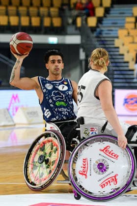 Peyman Mizan wheelchair basketball, RBBL, RSV Lahn Dill white, BBC Münsterland blue, RSV Lahn Dill BBC Münsterland, wheelchair, disabled sports, disabled sports