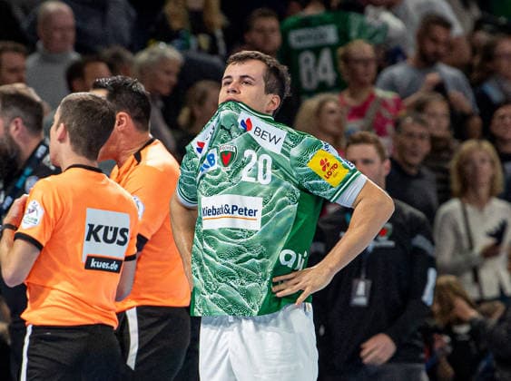 Handball, Men, Season 2025 2026, DAIKIN Handball Bundesliga 14 Matchday , Füchse Berlin TBV Lemgo, Tim Freihöfer Füchse Berlin , Disappointment after final whistle, 30 11 2025, Copyright: xSebastianxRäppold MatthiasxKochx