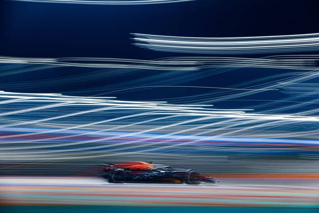 F1 - QATAR GRAND PRIX 2025 01 VERSTAPPEN Max (nld), Red Bull Racing RB21, action during the 2025 Formula 1 Qatar Grand Prix, 23th round of the 2025 FIA Formula One World Championship, WM, Weltmeisterschaft from November 28 to 30, 2025 on the Lusail International Circuit, in Lusail, Qatar -  Copyright: xANTONINxVINCENTx