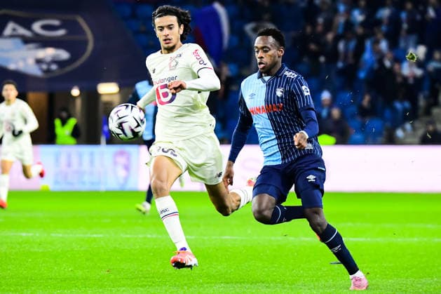 FOOTBALL : AC Le Havre vs Lille OSC - Ligue 1 McDonald s - JournÃ e 14 - 30 11 2025 Ayyoub Bouaddi (Lille OSC) Godson Kyeremeh (Havre AC) Le HavreFrance  Copyright: xBaptistexAutissierx