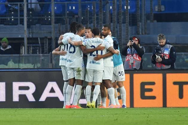 CALCIO - Serie A - Pisa SC vs Inter - FC Internazionale Players of Inter celebrate during Pisa SC vs Inter - FC Internazionale, Italian soccer Serie A match in Pisa, Italy, November 30 2025 Pisa Italy  Copyright: xIPAxSport ABACAx