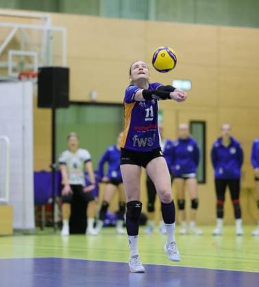 Germany Bad Soden 30 11 2025 Volleyball Hesse 2 Bundesliga South Women Season 2025 2026 8 Matchday TG Bad Soden ws Sparda BSP Stuttgart blue v l Monika Dolezajova Bad Soden Nr 11 Sport TG Bad Soden Sparda BSP Stuttgart