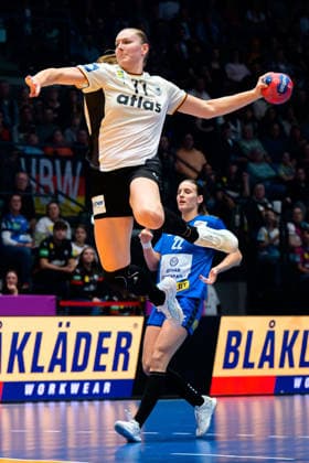 Handball, Womens World Championship, Group C Germany Serbia Viola Leuchter Germany Stuttgart Porsche Arena Baden Württemberg Germany