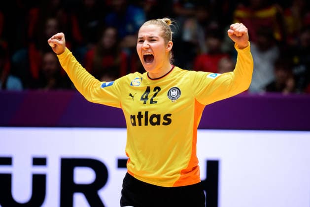 Handball, Womens World Championship, Group C Germany Serbia Goalkeeper Katharina Filter Germany Cheers Joy Emotion Stuttgart Porsche Arena Baden Württemberg Germany