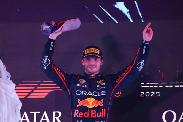Max Verstappen Oracle Red Bull Racing, 01 , Podium, Race, QAT, Formula 1 World Championship, Qatar Grand Prix, Doha, Lusail, Lusail International Circuit, Sunday, Race Day, 30 11 2025 QAT, Formula 1 World Championship, Qatar Grand Prix, Doha, Lusail, Lusail International Circuit, Sunday, Race Day, 30 11 2025 Doha Copyright: xEibner-Pressefoto AnnikaxGrafx EP_AGF