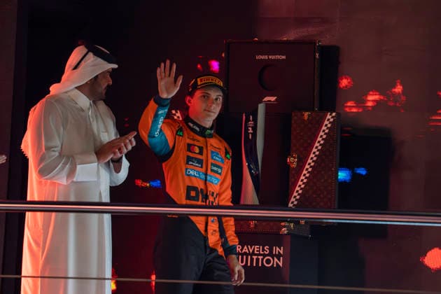 Formula 1 Qatar Airways Qatar Grand Prix 2025 Romain Mathon OVERTAKE MAXPPP - Lusail 30 11 2025 Podium, 81 PIASTRI Oscar (aus), McLaren F1 Team, portrait at the Formula 1 Qatar Airways Qatar Grand Prix 2025, the 23rd round of the 2025 FIA Formula 1 World Championship, WM, Weltmeisterschaft at the Lusail International Circuit in Lusail, Qatar, from 27 to 30 November 2025 Lusail Lusail International Circuit Qatar  Copyright: xOVERTAKE MAXPPPxRomainxMathonx OVT202511303213 OVT202511303213