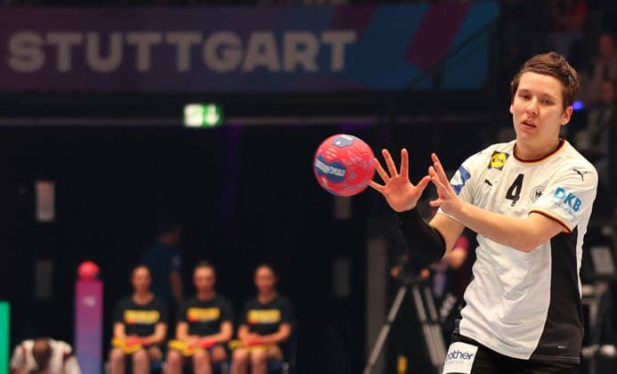 30.11.2025, Deutschland, Stuttgart, F27th IHF WomenÂ s World Championship, WM, Weltmeisterschaft 2025, Deutschland vs. Serbien, Alina Grijssels (GER)