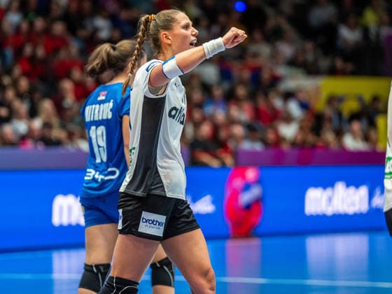 Xenia Smits Germany, 11 cheers after a goal, Germany vs Serbia, Handball, World Championship, Women, Season 2025 2026, 30 11 2025, Germany vs Serbia, Handball, World Championship, Women, Season 2025 2026, 30 11 2025 Stuttgart Copyright: xEibner-Pressefoto MichaelxSchmidx EP_MST