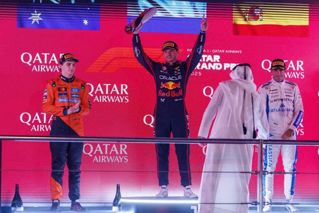 Max Verstappen wins Formula 1 Qatar Grand Prix DOHA, QATAR - NOVEMBER 30: Max Verstappen (C) of Red Bull poses for a photo on the podium after winning the Qatar Grand Prix, the 23rd round of the Formula 1 World Championship, WM, Weltmeisterschaft at the Lusail International Circuit in Doha, Qatar on November 30, 2025. The Red Bull driver claimed his seventh victory of the season and the 70th win of his career. Starting from pole position, McLaren’s Australian driver Oscar Piastri (L) finished second, 7.995 seconds behind the leader, while Williams’ Spanish driver Carlos Sainz (R) secured third place, 22.665 seconds adrift. Mohammed Dabbous Anadolu Doha Qatar. Editorial use only. Please get in touch for any other usage. Copyright: x2025xAnadoluxMohammedxDabbousx