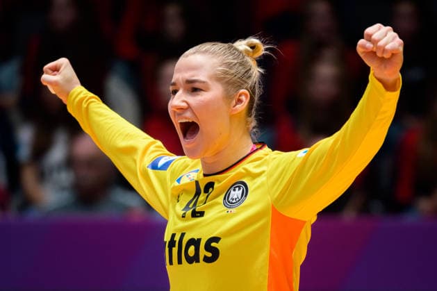 Handball, Womens World Championship, Group C Germany Serbia Goalkeeper Katharina Filter Germany Cheers Joy Emotion Stuttgart Porsche Arena Baden Württemberg Germany
