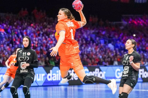 2025-11-30 Egypt v Netherlands - IHF World Women s Handball Championship ROTTERDAM, NETHERLANDS - NOVEMBER 30: Merel Freriks of the Netherlands during the IHF World Women s Handball Championship match between Egypt and Netherlands at Ahoy on November 30, 2025 in Rotterdam, Netherlands. Rotterdam Ahoy Netherlands Content not available for redistribution in The Netherlands directly or indirectly through any third parties. Copyright: xHenkxSeppenx