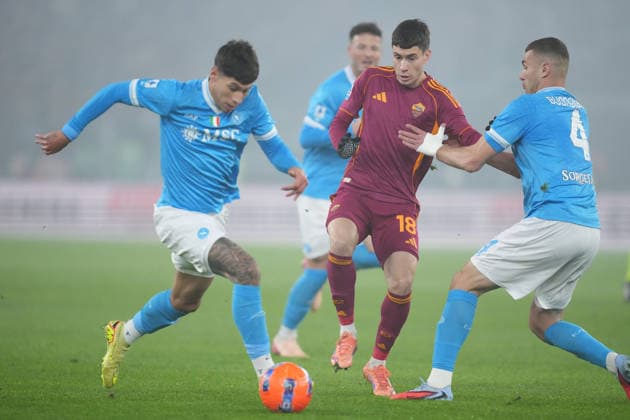 Roma™s Matias Soule during the Serie A EniLive soccer match between Roma and Napoli at the Rome s Olympic stadium, Italy - Sunday November 30, 2025 - Soccer ( Photo by Alfredo Falcone LaPresse )  Copyright: xAlfredoxFalcone LaPressex
