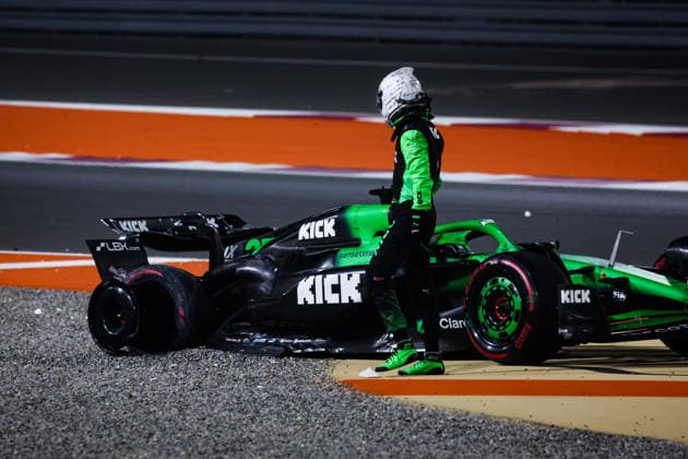 F1 - QATAR GRAND PRIX 2025 27 HULKENBERG Nico (ger), Stake F1 Team Kick C45, 10 GASLY Pierre (fra), Alpine F1 Team A525, action crash, accident, during the 2025 Formula 1 Qatar Grand Prix, 23th round of the 2025 FIA Formula One World Championship, WM, Weltmeisterschaft from November 28 to 30, 2025 on the Lusail International Circuit, in Lusail, Qatar - LusailQatar Copyright: xFLORENTxGOODENx