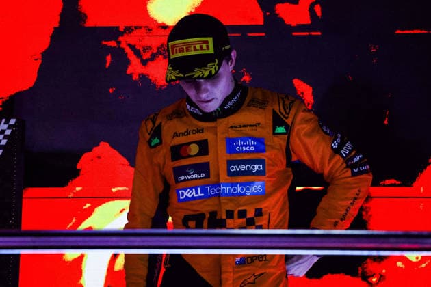F1 - QATAR GRAND PRIX 2025 PIASTRI Oscar (aus), McLaren F1 Team MCL39, portrait during the 2025 Formula 1 Qatar Grand Prix, 23th round of the 2025 FIA Formula One World Championship, WM, Weltmeisterschaft from November 28 to 30, 2025 on the Lusail International Circuit, in Lusail, Qatar - LusailQatar  Copyright: xFLORENTxGOODENx