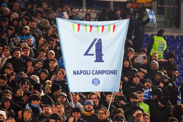 November 30, 2025, Roma, Roma, Italia: Supporters of SSC Napoli During the 2025 26 Italian Serie A football match between AS Roma and Napoli on November 30, 2025, at the Stadio Olimpico in Rome..Pictured: David Neres of SSC Napoli Roma Italia - ZUMAs236 20251130_aap_s236_013 Copyright: xFabioxSassox