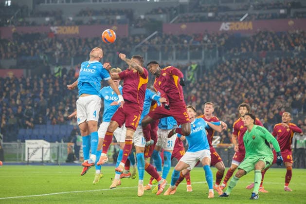 November 30, 2025, Roma, Roma, Italia: Alessandro Buongiorno of SSC Napoli During the 2025 26 Italian Serie A football match between AS Roma and Napoli on November 30, 2025, at the Stadio Olimpico in Rome..Pictured: David Neres of SSC Napoli Roma Italia - ZUMAs236 20251130_aap_s236_020 Copyright: xFabioxSassox