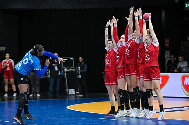 2025.11.30 s-Hertogenbosch pilka reczna kobiet Mistrzostwa Swiata Polska - Tunezja N z Foto Lukasz Laskowski PressFocus 2025.11.30 s-Hertogenbosch IHF WomenÕs Handball World Championship, WM, Weltmeisterschaft Poland v Tunisia Credit: Lukasz Laskowski PressFocus NEWSPIX.PL --- newspix.pl 