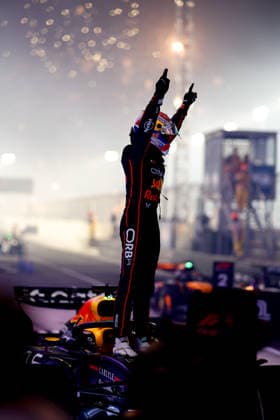 F1 - QATAR GRAND PRIX 2025 VERSTAPPEN Max (ned), Red Bull Racing RB21, portrait victory celebration during the 2025 Formula 1 Qatar Grand Prix, 23th round of the 2025 FIA Formula One World Championship, WM, Weltmeisterschaft from November 28 to 30, 2025 on the Lusail International Circuit, in Lusail, Qatar - LusailQatar  Copyright: xDPPIx