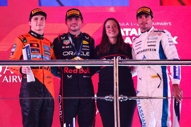 F1 - QATAR GRAND PRIX 2025 PIASTRI Oscar (aus), McLaren F1 Team MCL39, portrait, VERSTAPPEN Max (ned), Red Bull Racing RB21, portrait SCHMITZ Hannah, Principal Strategy Engineer of Red Bull Racing, portrait ad SAINZ Carlos (spa), Williams Racing FW47, portrait podium during the 2025 Formula 1 Qatar Grand Prix, 23th round of the 2025 FIA Formula One World Championship, WM, Weltmeisterschaft from November 28 to 30, 2025 on the Lusail International Circuit, in Lusail, Qatar - LusailQatar Copyright: xDPPIx