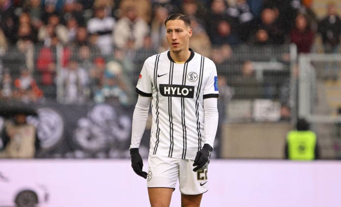 Football, Eintracht Frankfurt sign Ilias Ebnoutalib from SV Elversberg, archive pictures