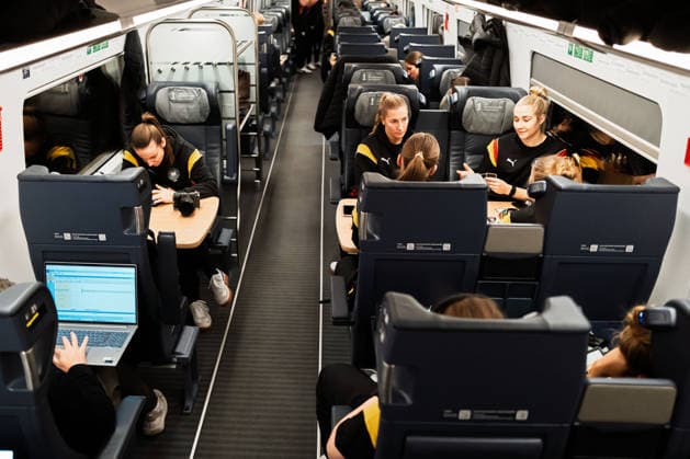Handball, Women Germany Train journey to Dortmund Overview Stuttgart Baden Württemberg Germany