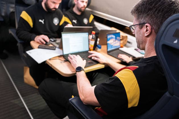 Handball, Women Germany Train journey to Dortmund Coach Markus Gaugisch Germany Stuttgart Baden Württemberg Germany