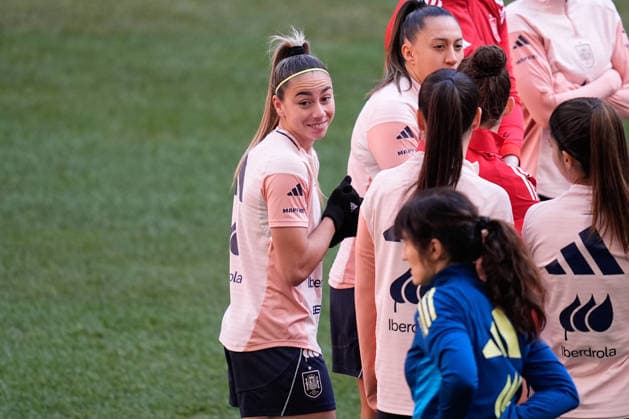 December 1, 2025, Madrid, Madrid, Spain: Athenea del Castillo during the training session of the Spain Women s team ahead the UEFA Women s Nations League 2025 Final Second Leg match between Spain and Germany at Riyadh Air Metropolitano stadium on December 01, 2025, in Madrid, Spain. Madrid Spain - ZUMAa181 20251201_zaa_a181_051 Copyright: xDennisxAgyemanx