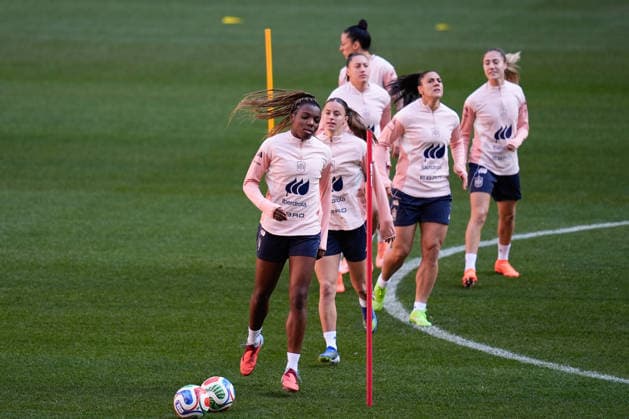 December 1, 2025, Madrid, Madrid, Spain: Edna Imade Imade during the training session of the Spain Women s team ahead the UEFA Women s Nations League 2025 Final Second Leg match between Spain and Germany at Riyadh Air Metropolitano stadium on December 01, 2025, in Madrid, Spain. Madrid Spain - ZUMAa181 20251201_zaa_a181_053 Copyright: xDennisxAgyemanx