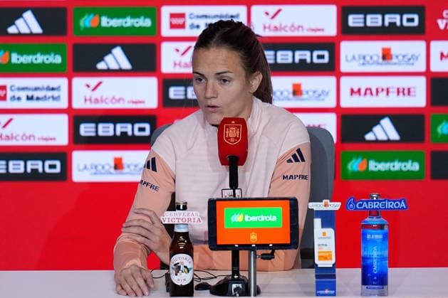 December 1, 2025, Madrid, Madrid, Spain: Irene Paredes of Spain attends her press conference, PK, Pressekonferenz during the training day of Spain ahead the UEFA Women s Nations League 2025 Final Second Leg match between Spain and Germany at Riyadh Air Metropolitano stadium on December 1, 2025, in Madrid, Spain. Madrid Spain - ZUMAa181 20251201_zaa_a181_060 Copyright: xDennisxAgyemanx
