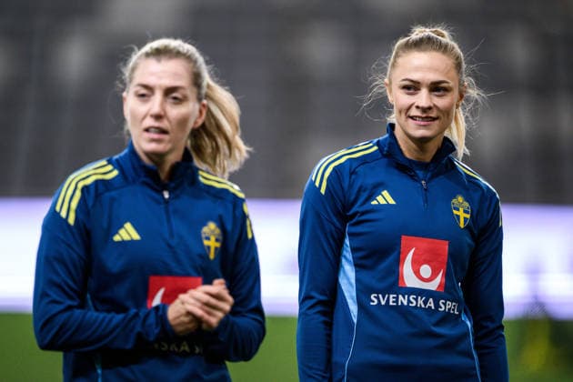 251201 Fridolina Rolfö of the Swedish women s national football team at a training session on December 1, 2025 in Stockholm Photo Jesper Zerman BILDBYRAN kod JZ JZ0652 fotboll football soccer fotball nations league uefa womens nations league träning practice training sverige sweden dam bbeng  Copyright: JESPERxZERMAN BB251201JZ036