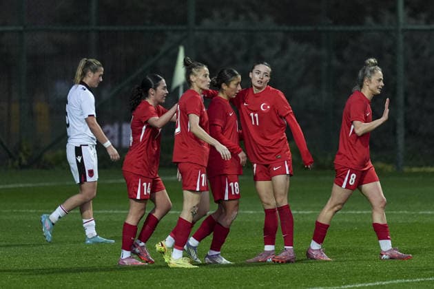 Turkiye v Albania - Friendlies ISTANBUL, TURKIYE - DECEMBER 1: Players of Turkiye celebrate after a goal during 2027 FIFA Women s World Cup European Qualifiers League B Group 2 preparation football match between Turkiye and Albania at Hasan Dogan National Teams Training and Education Facilities in Istanbul, Turkiye on December 1, 2025. Beyza Comert Anadolu Istanbul Turkey. Editorial use only. Please get in touch for any other usage.  Copyright: x2025xAnadoluxBeyzaxComertx