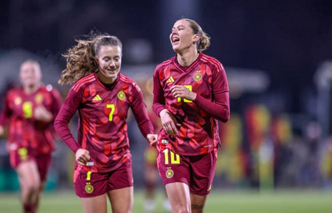 GER, Frankfurt, Germany vs France, international match round, Football, FIFA, 2025 2026 season, U23, Stadion am Brentanobad, Group A in picture Larissa Mühlhaus Germany U23 scores the goal for 1 0, jubilation and joy DFB DFL REGULATIONS PROHIBIT ANY USE OF PHOTOGRAPHS AS IMAGE SEQUENCES AND OR QUASI VIDEO, 01 12 2025 Copyright: HMBxMedia HendrikxHamelau