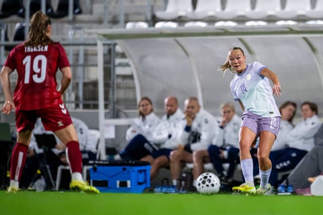 251201 Frida Maanum of Norway during the international friendly football match between Denmark and Norway on December 1, 2025 in La Linea Photo Vegard Grott BILDBYRAN code VG VG0842 bbeng fotboll football soccer fotball träningslandskamp privatlandskamp landskamp international friendly norge norway women dam danmark denmark  Copyright: VEGARDxGRoTT BB251201VG026