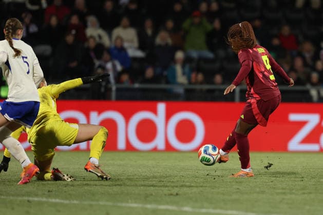 2025 12 01 xjfx Soccer U 23 International Match Round, 2025 2026, Group A Germany France v l , Alice PINGUET U23 France , Delice Boboy Women U 23 Germany scores the goal to 2 0 DFL DFB REGULATIONS PROHIBIT ANY USE OF PHOTOGRAPHS as IMAGE SEQUENCES and or QUASI VIDEO Copyright: JoaquimxFerreira