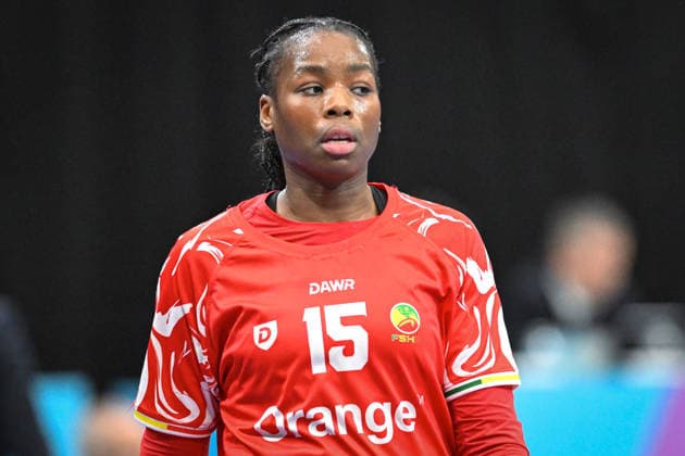 Netherlands, Handball, Womens World Championship 2025, Senegal vs Iran, 01 12 2025, Maaspoort Sports Events, s Hertogenbosch, Netherlands, Hawa Ramatou Ndiaye Senegal, 15 Copyright: xMarkusxVerwimpx