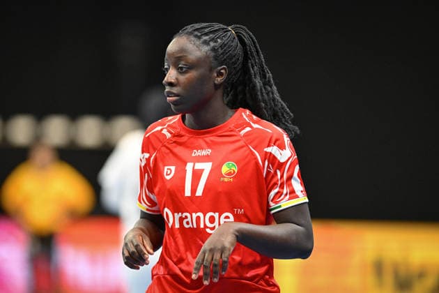 Netherlands, Handball, Womens World Championship 2025, Senegal vs Iran, 01 12 2025, Maaspoort Sports Events, s Hertogenbosch, Netherlands, Honorine Da Sylva Senegal, 17 Copyright: xMarkusxVerwimpx