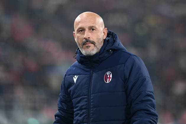 Vincenzo Italiano (Bologna Fc) during Bologna FC vs US Cremonese, Italian soccer Serie A match in Bologna, Italy, December 01 2025  Copyright: xGianlucaxRicci IPAxSportx xipa-agency.netx xx IPA_68606728 IPA_Agency_IPA68606728