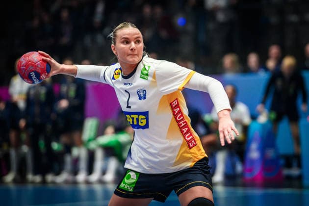 Clara Lerby Sweden, 2 GER, Sweden Brazil, Handball World Championship, Preliminary Round, Group G, 01 12 2025 GER, Sweden Brazil, Handball World Championship, Preliminary Round, Group G, 01 12 2025 Stuttgart Copyright: xSandyxDinkelackerx EP_SDR