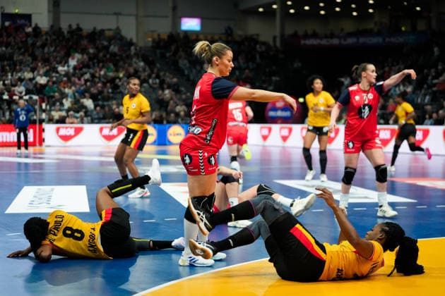 Women s Handball World Championship 2025 Norway Angola Trier, Germany 20251201 Norway s Nora Mork during the group stage match in the Women s Handball World Championship between Norway and Angola in the SWT Arena Photo Beate Oma Dahle NTB Trier Germany EDITORIAL USE ONLY RESTRICTED USE FOR BETTING COMPANIES  Copyright: xBeatexOmaxDahlex xNTBx