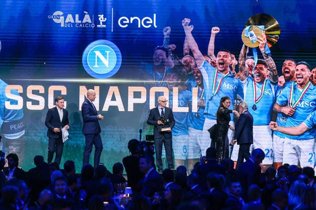 Aurelio De Laurentis President of SSC Napoli receives the award as Best Club of season 2024-2025 during the Gran Galà del Calcio 2025 Oscar del Calcio Awards AIC at Spazio Antologico East End Studios in Milan Milan Italy Copyright: xBEAUTIFULxSPORTS Carabellix
