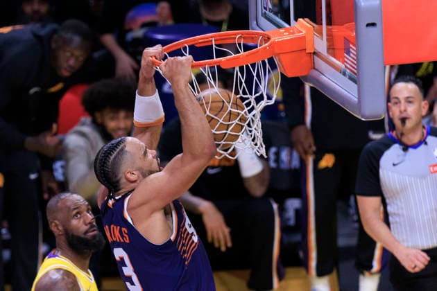 December 1, 2025, Los Angeles, California, USA: Dillon Brooks 3 of the Phoenix Suns dunks the ball during their regular season NBA, Basketball Herren, USA game against the Los Angeles Lakers on Monday December 1, 2025 at Crypto.com Arena in Los Angeles, California. Lakers lose to Suns, 108-125. ARIANA RUIZ PI Los Angeles USA - ZUMAp124 20251201_zaa_p124_016 Copyright: xArianaxRuizx