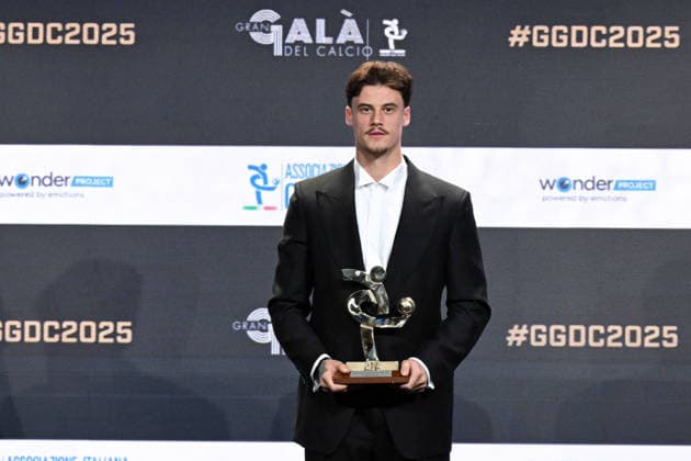 Milan, AIC Football Grand Gala 2025 - Mile Svilar  Copyright: xManuekexMangiarottix xipa-agency.netx xMangiarotti Terenghix IPA_Agency_IPA68610826  Copyright: xIMAGO ManuekexMangiarottix xipa-agency.netx xIMAGO IndependentxPhotoxAgencyxInt.x IPA_Agency_IPA68610826