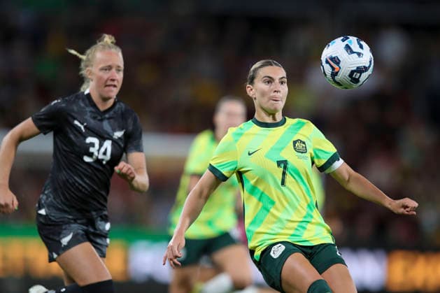 SOCCER AUSTRALIA NEW ZEALAND WOMEN, Stephanie Catley of the Matildas during the International Women s Friendly match between between Australia and New Zealand at Coopers Stadium in Adelaide, Tuesday, December 2, 2025. ( NO ARCHIVING, EDITORIAL USE ONLY ADELAIDE SOUTH AUSTRALIA AUSTRALIA  Copyright: xMATTxTURNERx 20251202157171604549