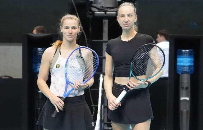TENNIS - OPEN ANGERS WOMEN - 02 12 2025 Mona Barthel of Germany and Jessika Ponchet of France during Open D™ Angers Women 2025, , 02 December 2025 in Trelaze, France- Photo Laurent Lairys TrelazeFrance  Copyright: xLaurentxLairysx