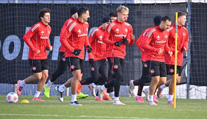 02 12 2025 Soccer 2 Soccer Bundesliga Season 2025 2026 1 FC Nürnberg Nuernberg FCN Club Training Sportfoto Zink xwoxzix Warm up warm up