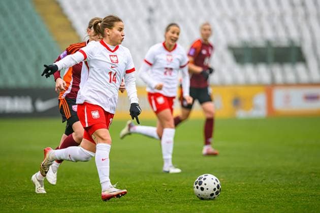02.12.2025 GDANSK , PILKA NOZNA KOBIET ( WOMEN S FOOTBALL) MECZ TOWARZYSKI POLSKA - LOTWA ( GAME POLAND - LATVIA )¨NZ. DOMINIKA GRABOWSKA FOTO RADOSLAW JOZWIAK CYFRASPORT NEWSPIX.PL --- Newspix.pl  RA1_7693